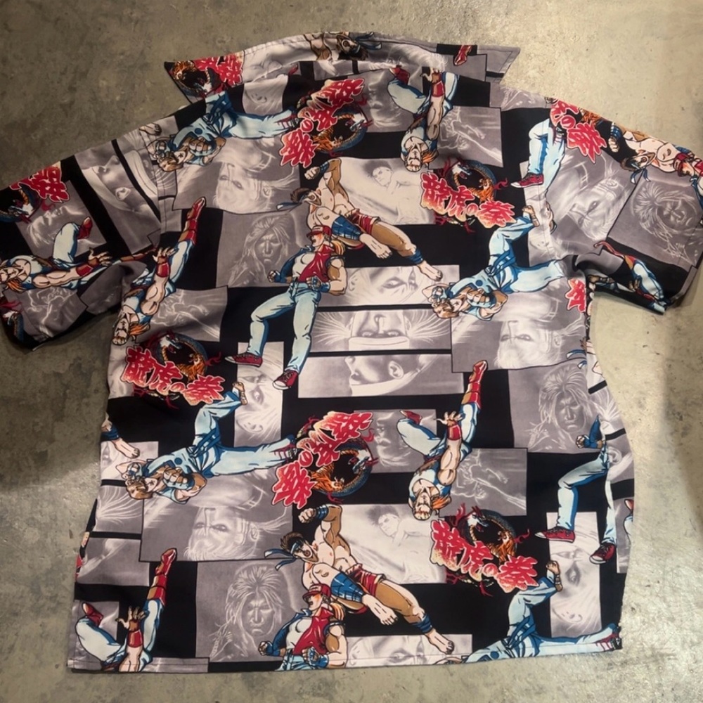 Street Fighter-inspired button up - Picture 2 of 5